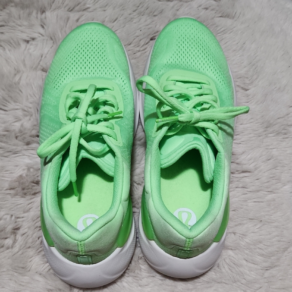 Lululemon Men's Beyondfeel Running Shoe size 9